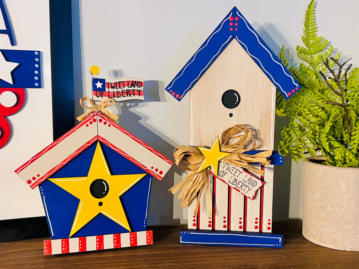 Tweet Land of Liberty Birdhouse DIY Set