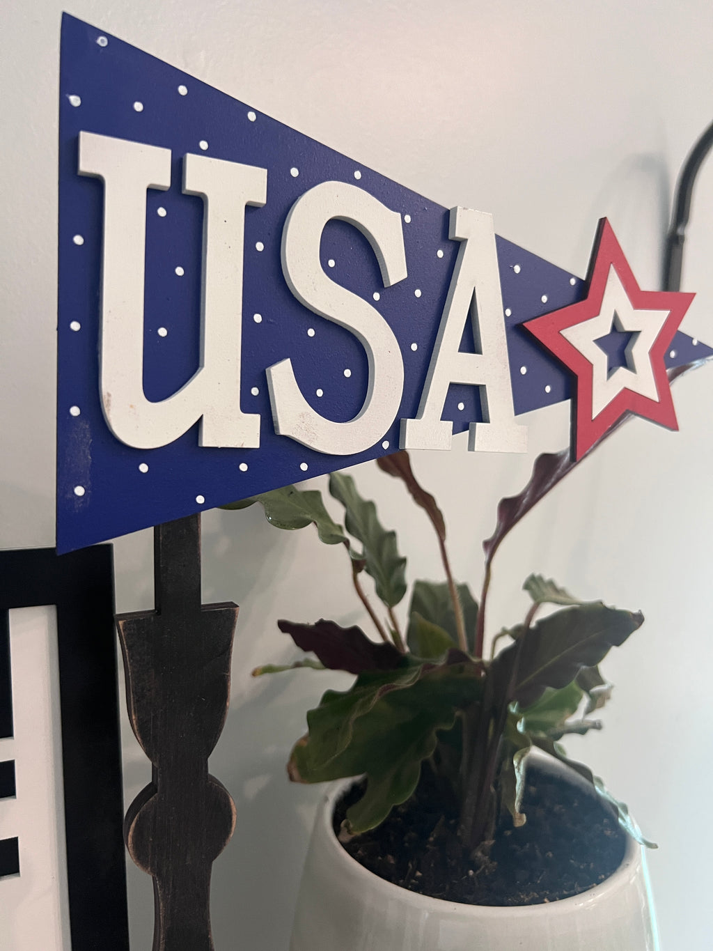 Interchangeable Spindle Pennant Flags