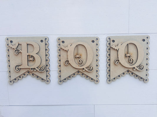 BOO Scalloped Hanger