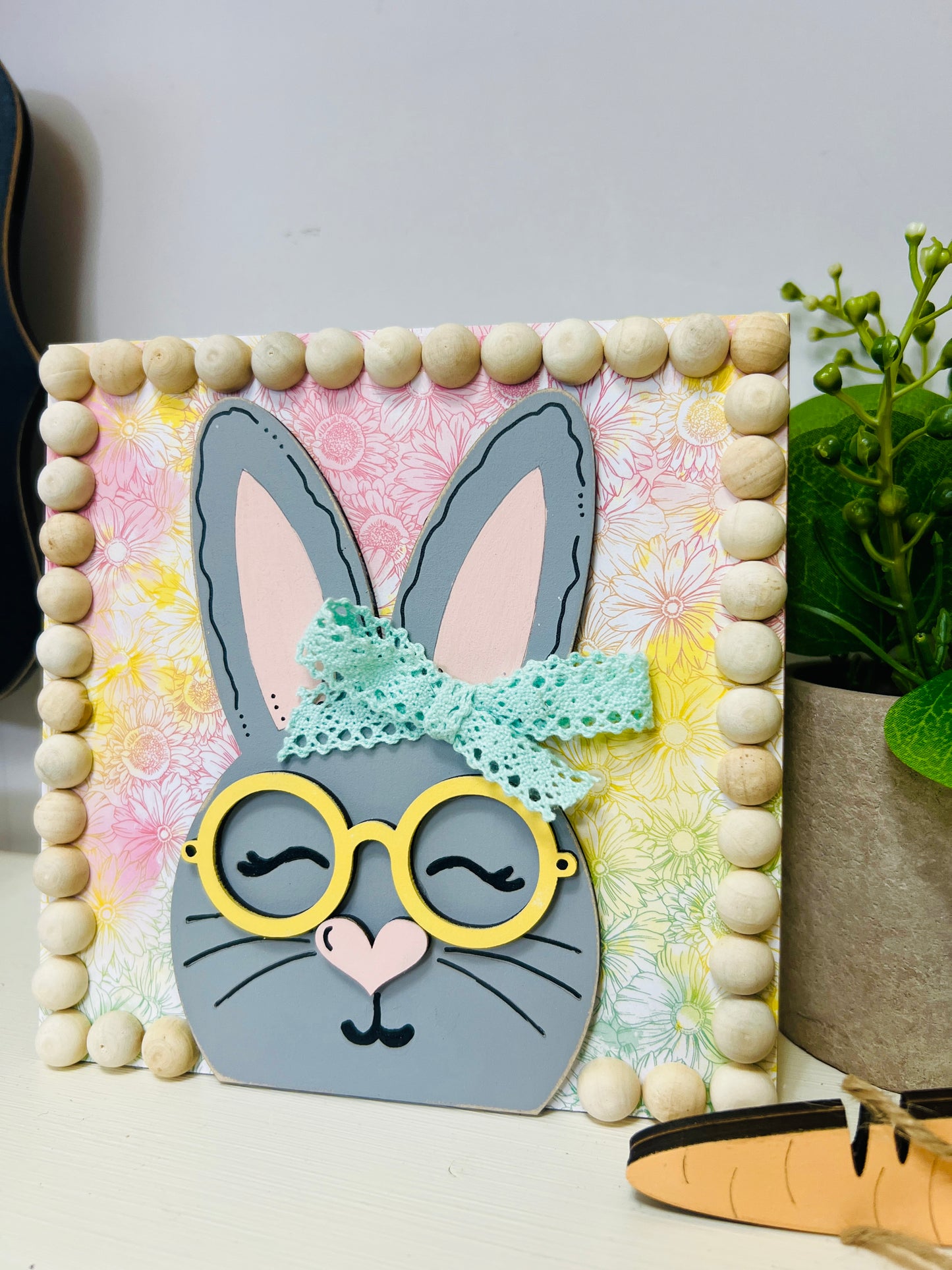 Bunny Couple with Carrot