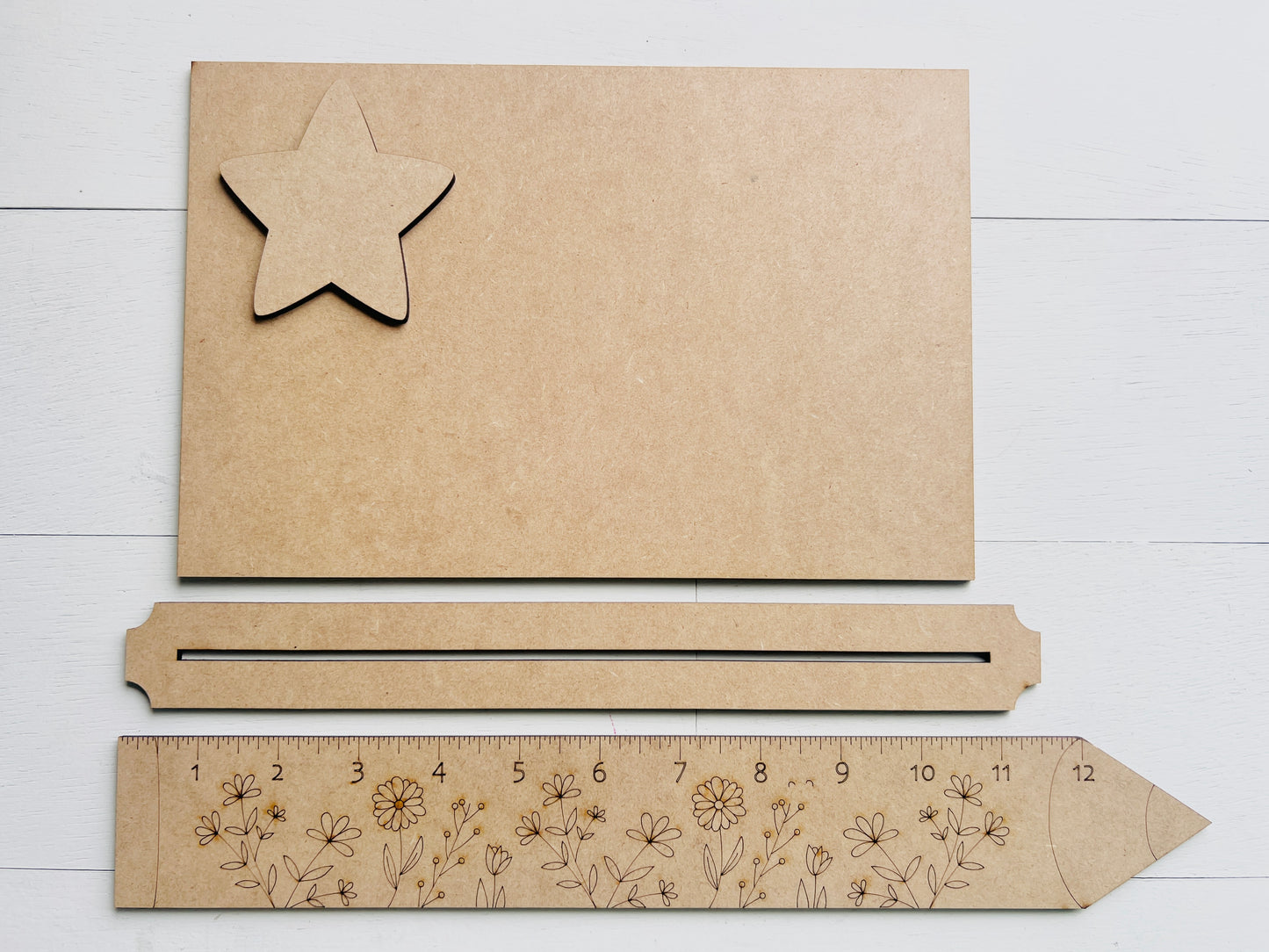 Simple Star Sign with Base