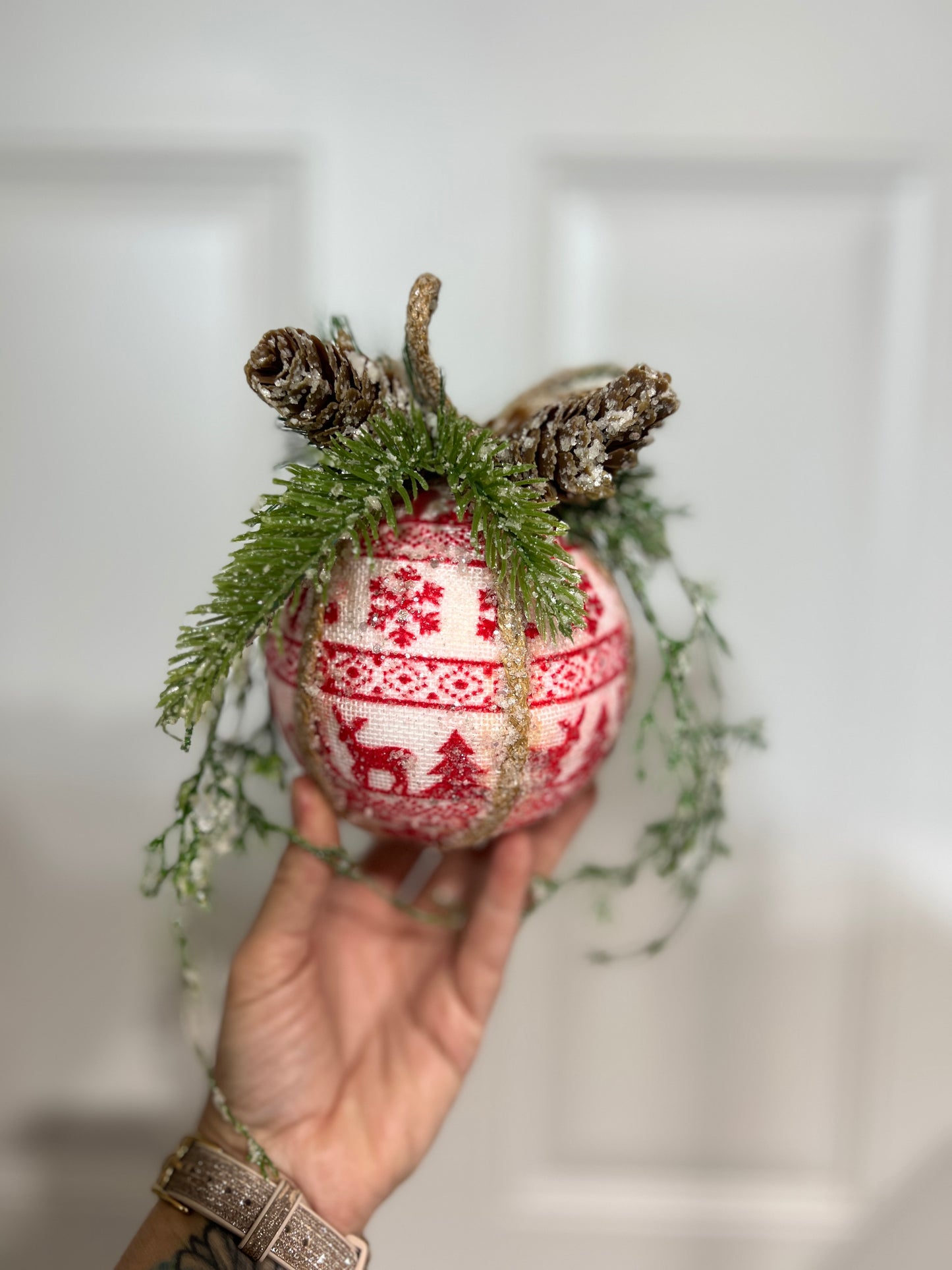 Vintage Floral Christmas Ball