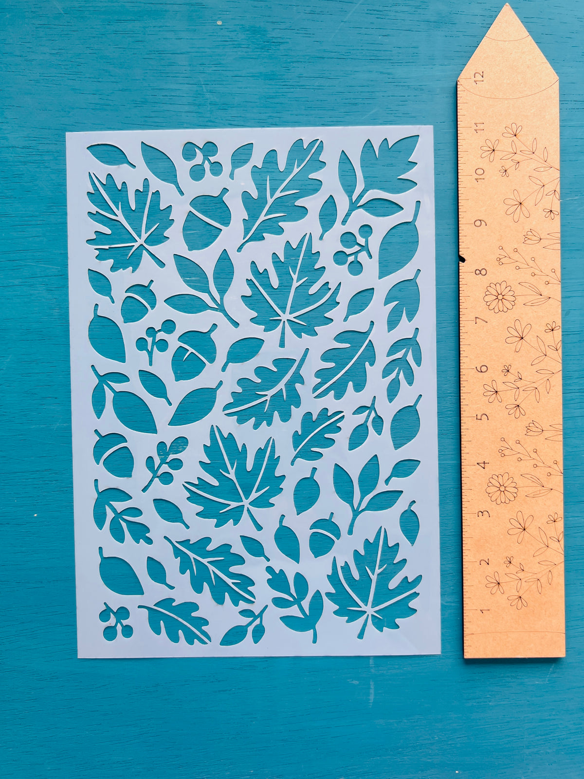 Leaf and Acorn Fall Stencil